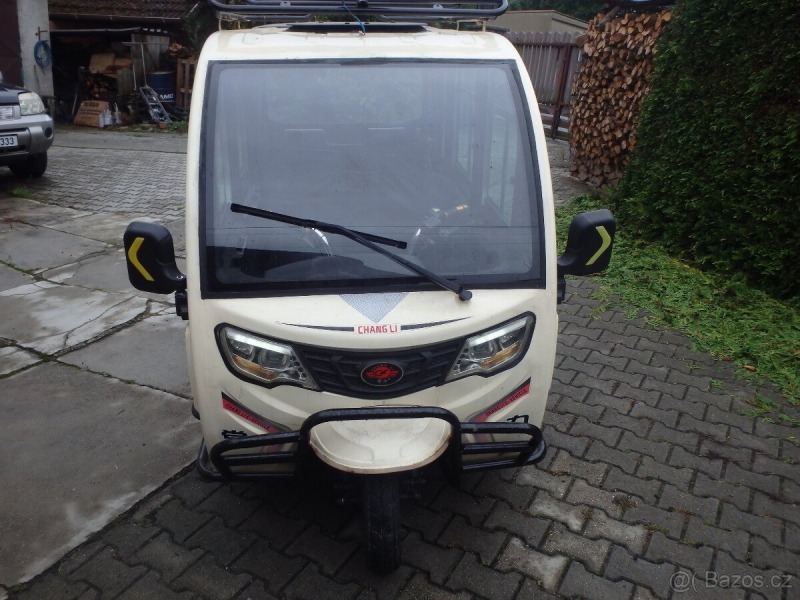 Ostatní značky Ostatní modely Tuk -Tuk tříkolka