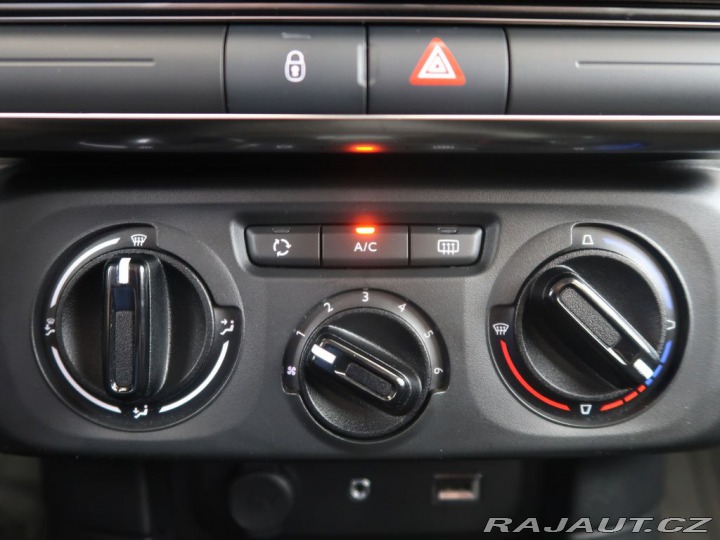 Citroën C3 1.2PureTech,CZ,1Maj,Manuá 2018