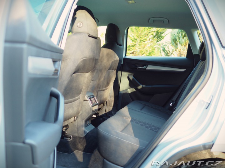 Škoda Karoq 1.6 TDi,1/2019- RESERVÉ 2019