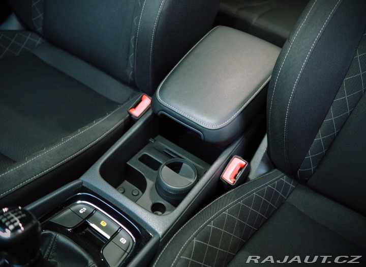 Škoda Karoq 1.6 TDi EXECUTIVE,1/2019 2019