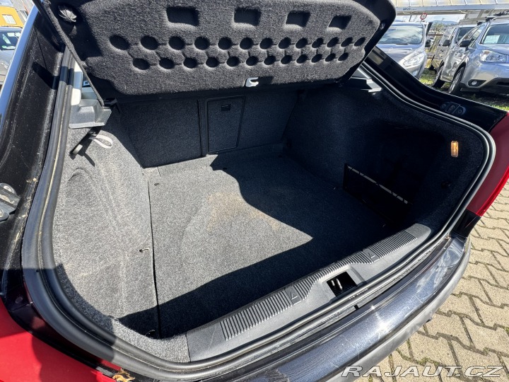 Škoda Octavia 1,6 MPI 75 KW STK SK 2006