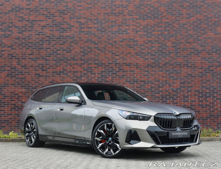 BMW 5 Touring  550e  xDrive | M 2025