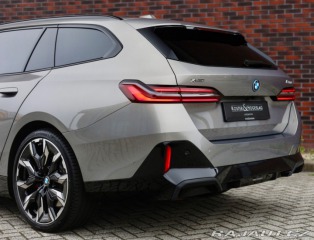 BMW 5 Touring  550e  xDrive | M 2025