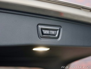 BMW 5 Touring  550e  xDrive | M 2025