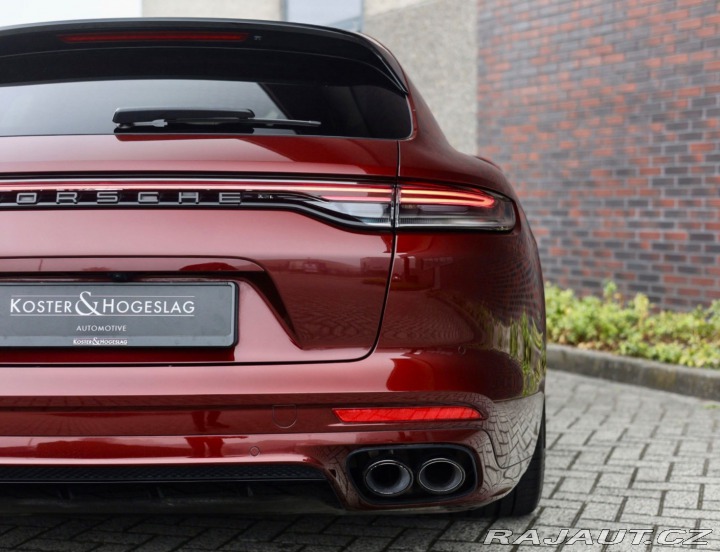 Porsche Panamera Sport Turismo 4 E-Hybrid 2022