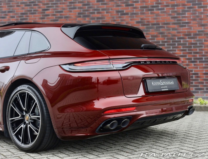 Porsche Panamera Sport Turismo 4 E-Hybrid 2022
