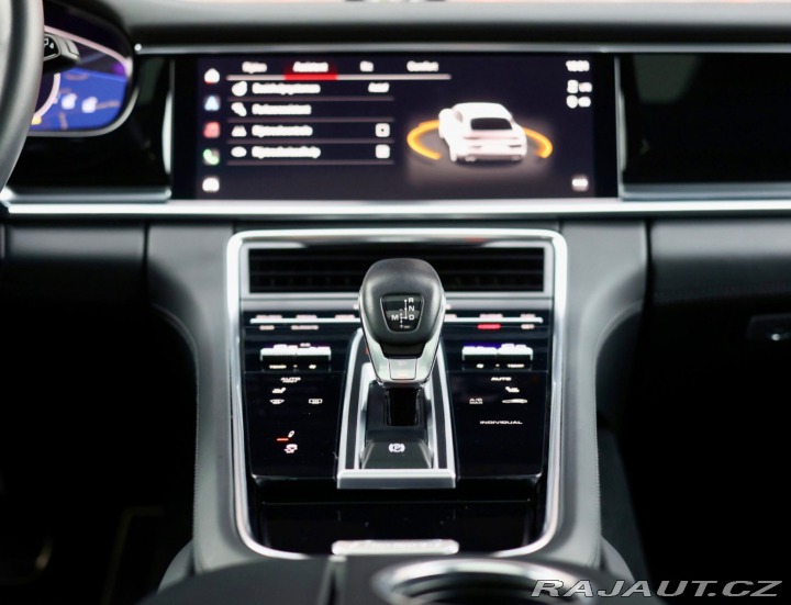 Porsche Panamera Sport Turismo 4 E-Hybrid 2022