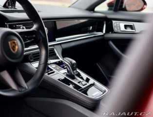 Porsche Panamera Sport Turismo 4 E-Hybrid 2022