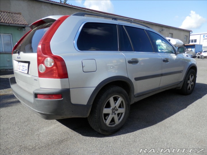 Volvo XC90 2,4 D5 136kW 4x4 AWD auto 2006