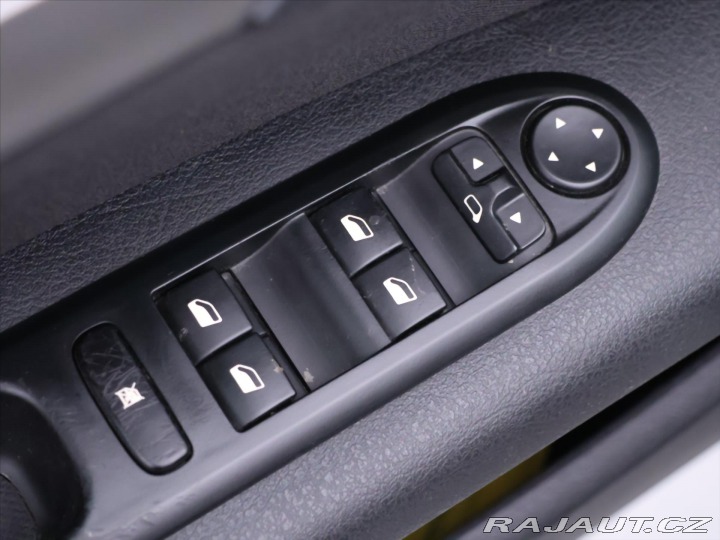Peugeot 407 1,8 16V 92kW Aut.klima CZ 2009
