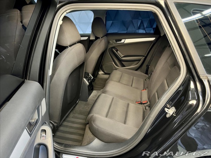 Audi A4 Avant 2,0 TDI 110KW A/T S 2015