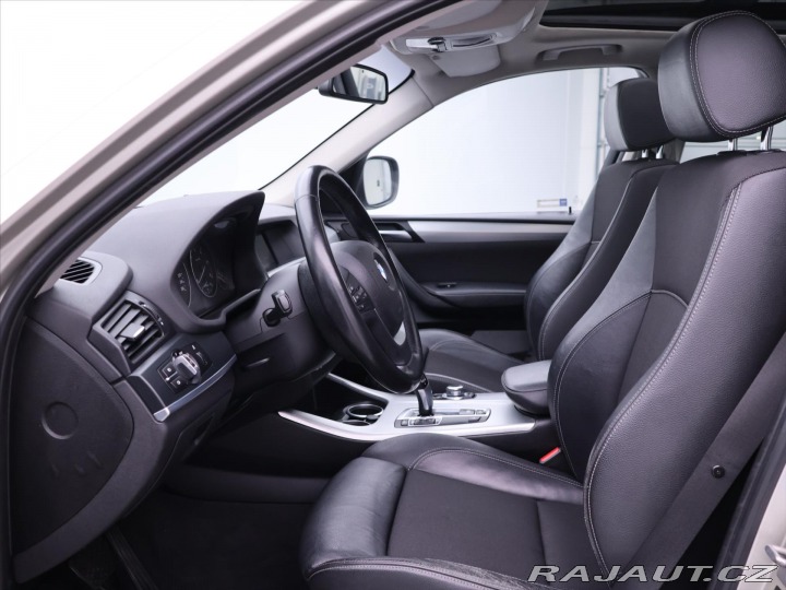 BMW X3 2,0 20d 135kW Xdrive Pano 2011
