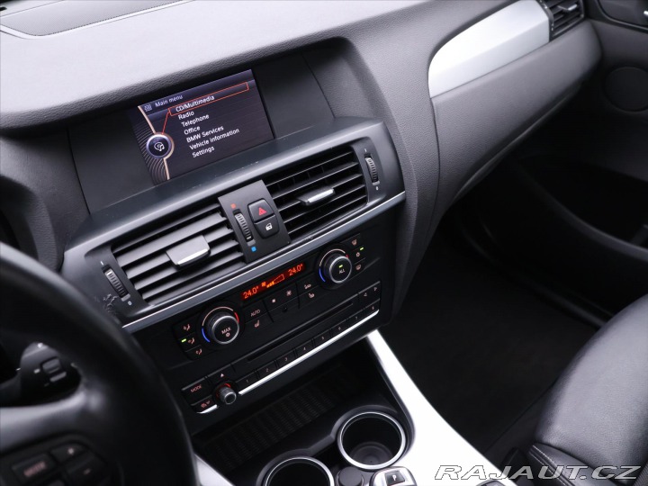 BMW X3 2,0 20d 135kW Xdrive Pano 2011