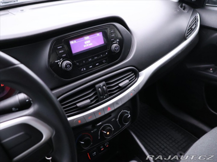 Fiat Tipo 1,4 i 70kW CZ Serv.Kniha 2017