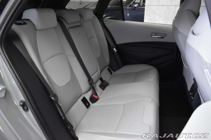 Toyota Corolla 2.0 TS EXECUTIVE DPH*ČR 1 2019