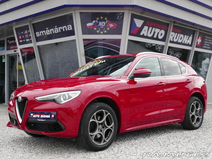 Alfa Romeo Stelvio 2,0i Turbo 280 Q4 REZERVA 2017