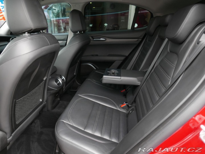 Alfa Romeo Stelvio 2,0i Turbo Q4 Automat 2017