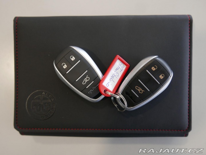 Alfa Romeo Stelvio 2,0i Turbo 280 Q4 REZERVA 2017