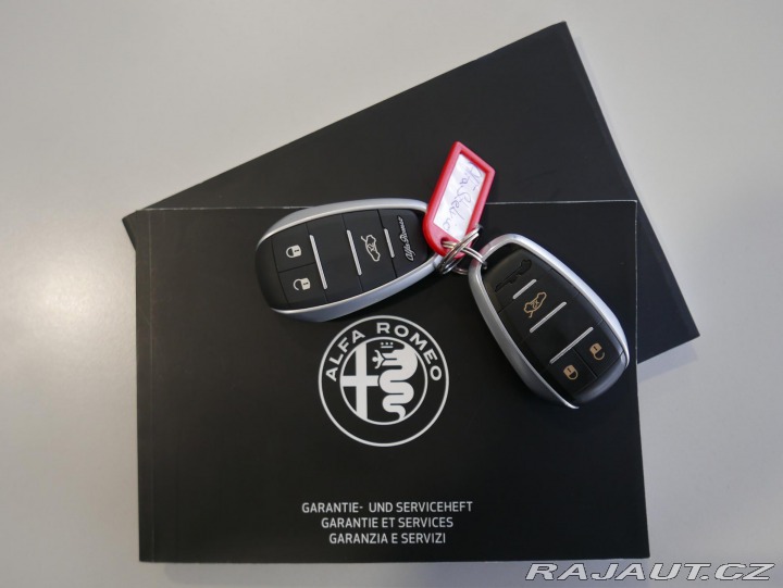 Alfa Romeo Stelvio 2,0i Turbo 280 Q4 REZERVA 2017