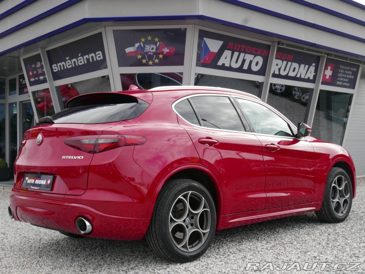 Alfa Romeo Stelvio 2,0i Turbo Q4 Automat 2017