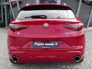 Alfa Romeo Stelvio 2,0i Turbo Q4 Automat 2017