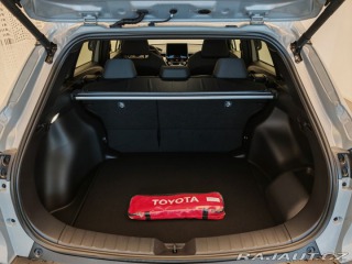 Toyota Corolla Cross 2,0 Hybrid e-CVT Style Te 2025