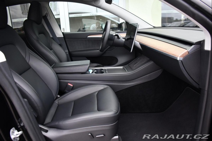 Tesla Model Y LONG RANGE DUAL MOTOR AWD 2023