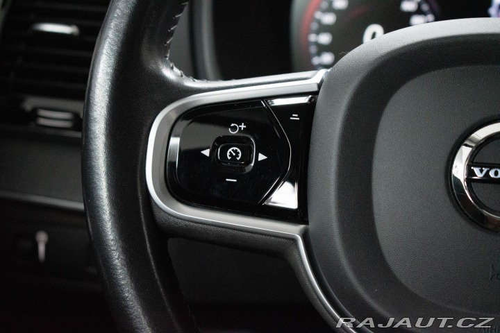 Volvo XC90 B5 INSCRIPTION*TAŽNÉ*7.MÍ 2019