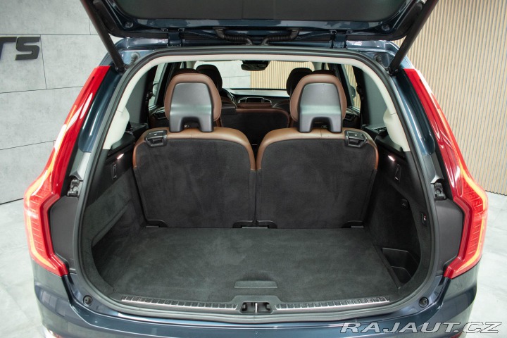 Volvo XC90 B5 INSCRIPTION*TAŽNÉ*7.MÍ 2019