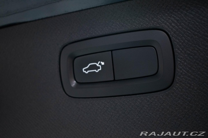 Volvo XC90 B5*REZERVACE* 2019