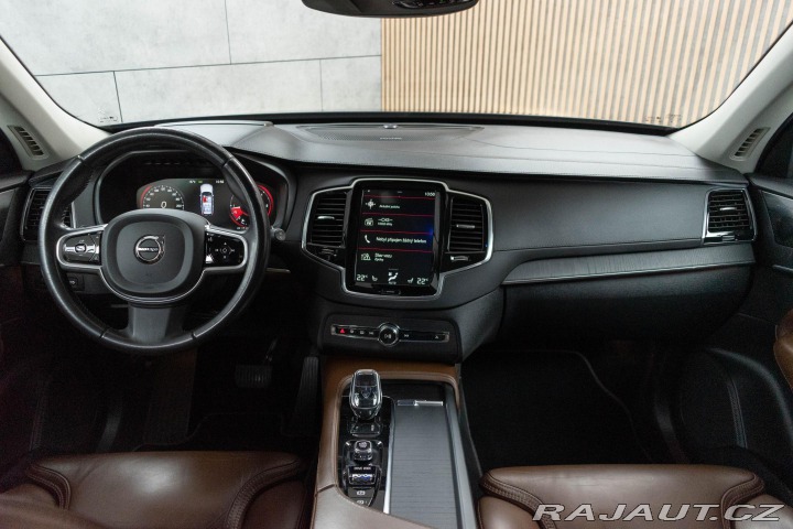 Volvo XC90 B5 INSCRIPTION*TAŽNÉ*7.MÍ 2019