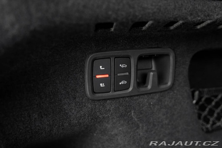 Audi RS Q8 Performance, Keramické b 2024