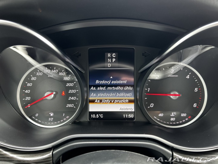 Mercedes-Benz V V 300d 4MATIC AMG 2020