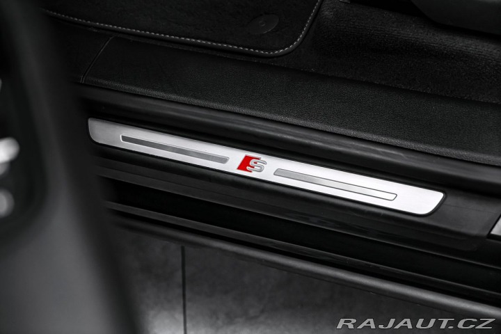 Audi SQ8 Karbon, Valcona, B&O, 2020