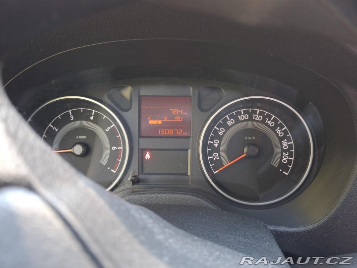 Peugeot 301 1,6 VTi 2013