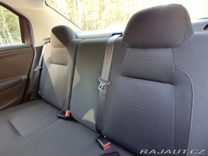 Peugeot 301 1,6 VTi 2013