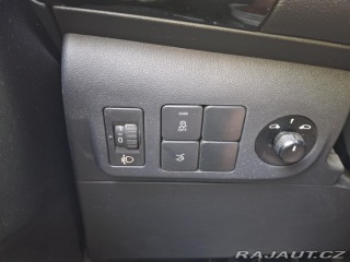 Peugeot 301 1,6 VTi 2013