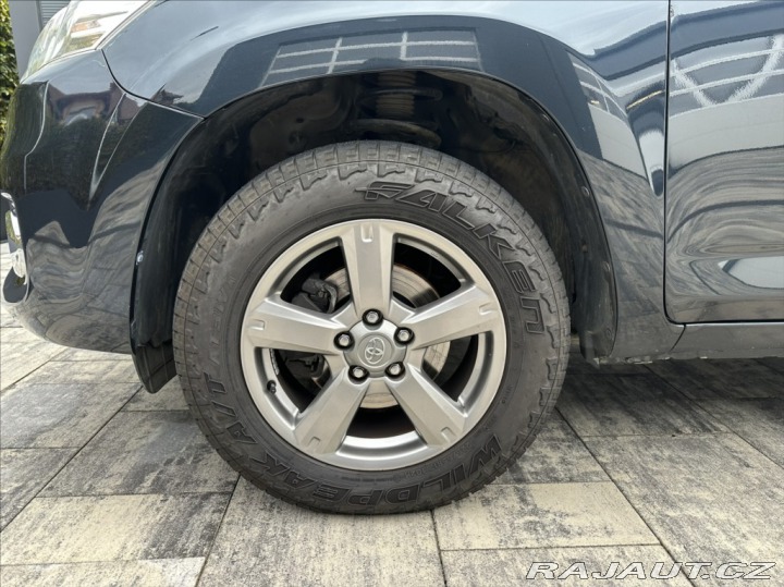 Toyota RAV4 2,0 158PS Travel A/T 4x4 2012