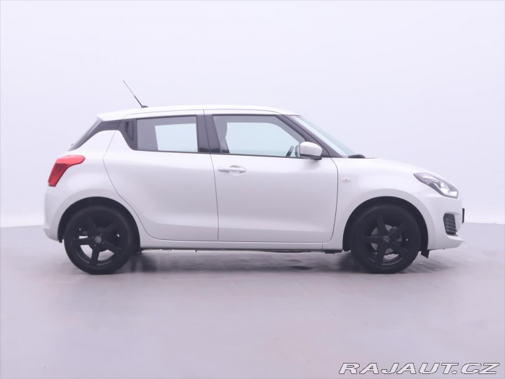 Suzuki Swift 1,2 i 61 kW Klima CZ 2021