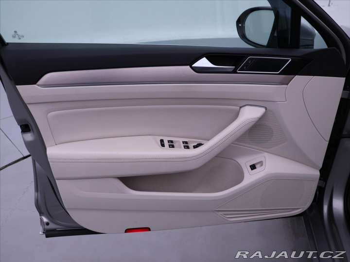 Volkswagen Passat 2,0 110kW Highline 4Motio 2017