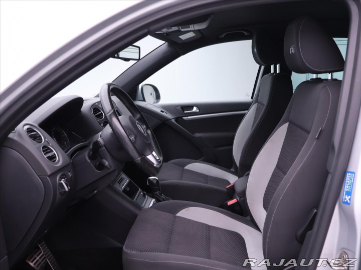 Volkswagen Tiguan 2,0 TDI DSG 4x4 CZ R-Line 2015