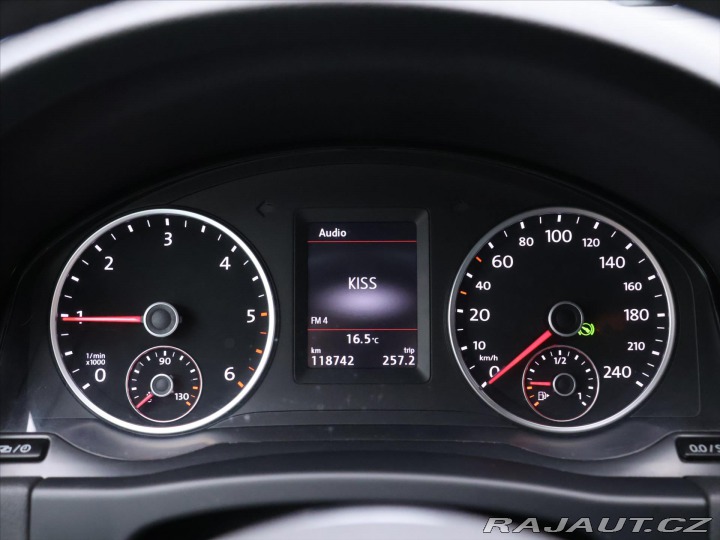 Volkswagen Tiguan 2,0 TDI DSG 4x4 CZ R-Line 2015