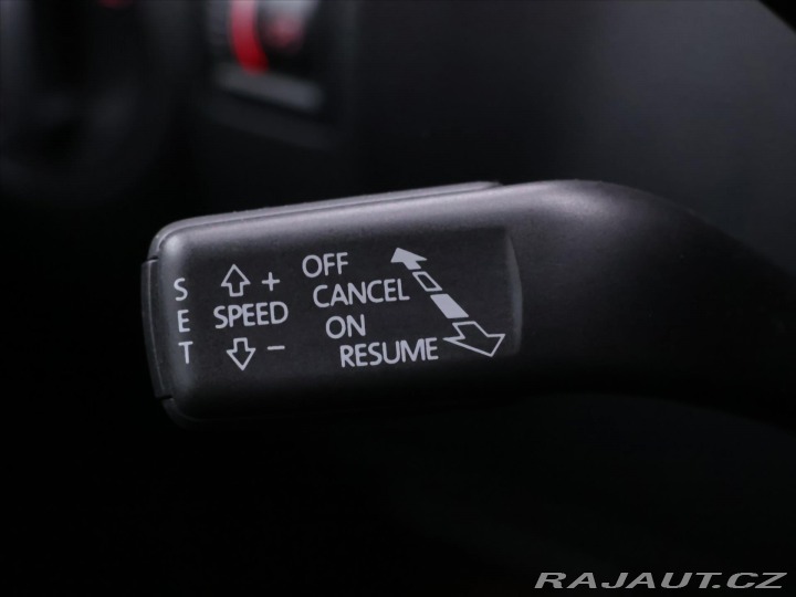 Volkswagen Tiguan 2,0 TDI DSG 4x4 CZ R-Line 2015