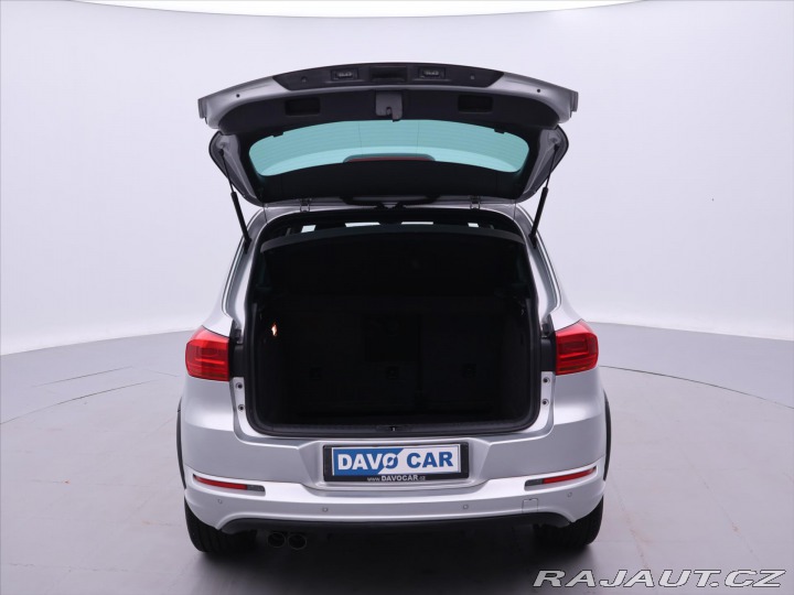 Volkswagen Tiguan 2,0 TDI DSG 4x4 CZ R-Line 2015
