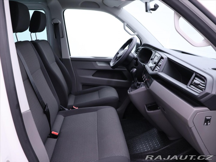 Volkswagen Transporter 2,0 TDI 110kW DSG 9-Míst 2020