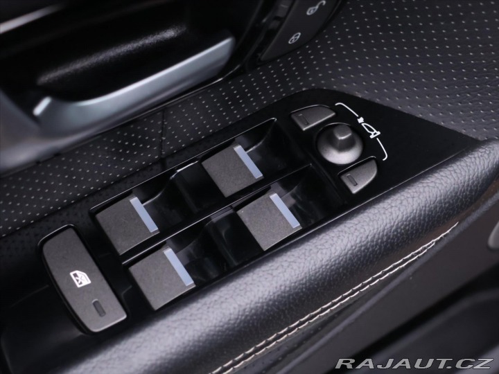 Land Rover Range Rover Evoque 2,2 TD4 110kW 4x4 CZ Meri 2014