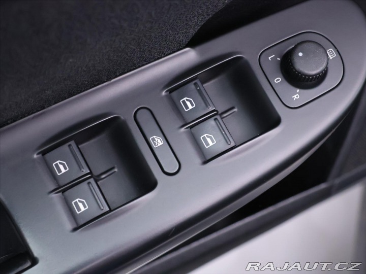 Volkswagen Passat 2,0 TDI 103kW DSG Klima T 2007