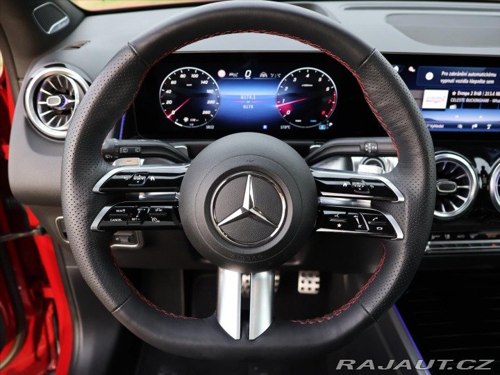 Mercedes-Benz GLB 2,0 220 4Matic AMG Premiu 2025