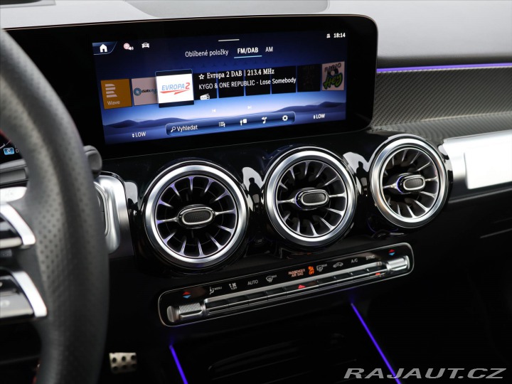 Mercedes-Benz GLB 2,0 220 4Matic AMG Premiu 2025