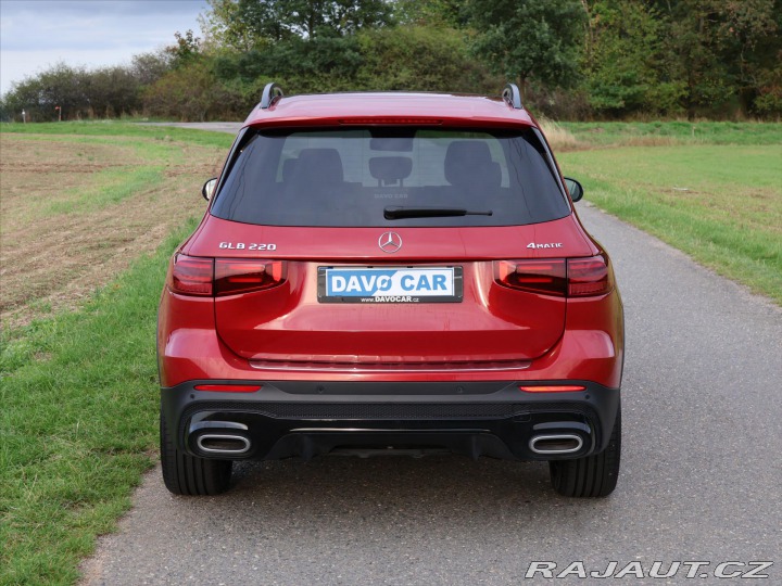Mercedes-Benz GLB 2,0 220 4Matic AMG Premiu 2025